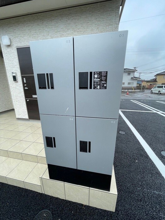 物件外観写真4　(建物設備)