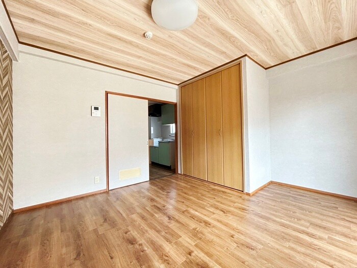 物件内観写真9　(居室)