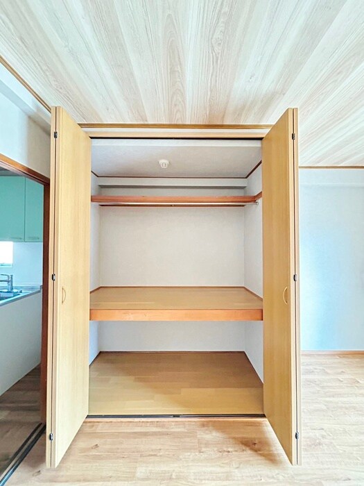 物件内観写真15　(収納)