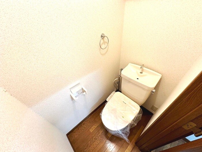 物件内観写真13　(トイレ)