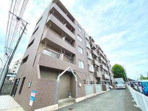 ベルコムン原町外観写真