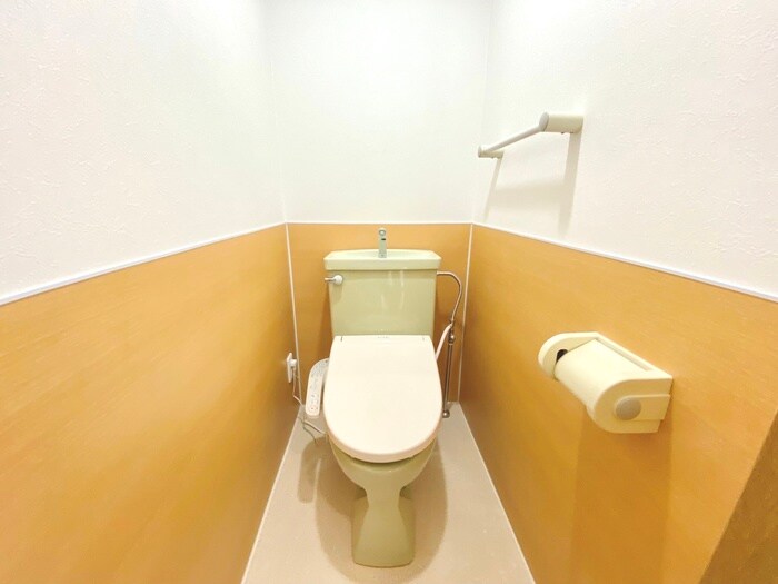 物件内観写真17　(トイレ)