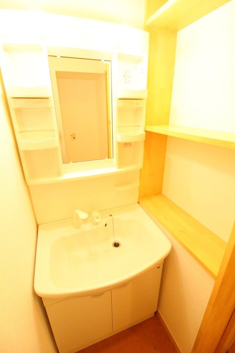 物件内観写真12　(洗面)