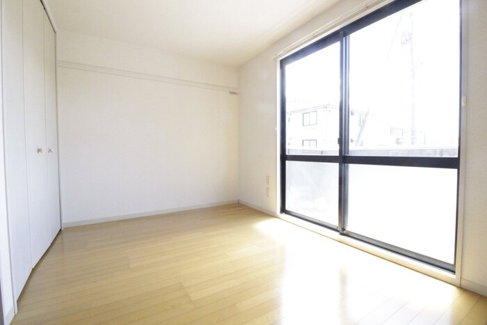 物件内観写真10　(居室)