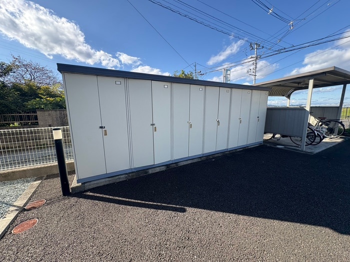 物件外観写真6　(建物設備)