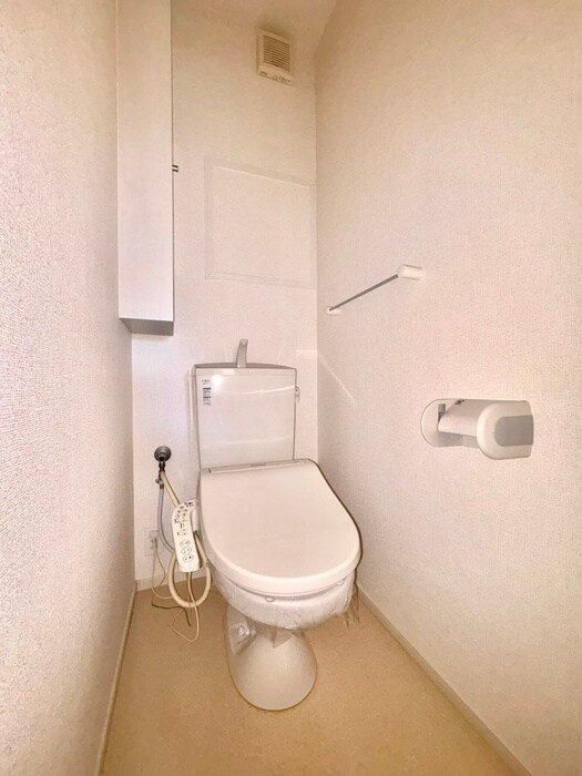 物件内観写真15　(トイレ)