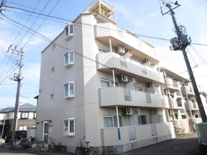 クリスタルハイツ外観写真