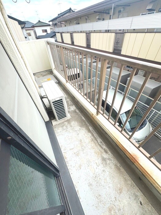 芳栄レジデンスのベランダ・バルコニー