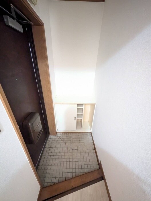 物件内観写真21　(玄関)