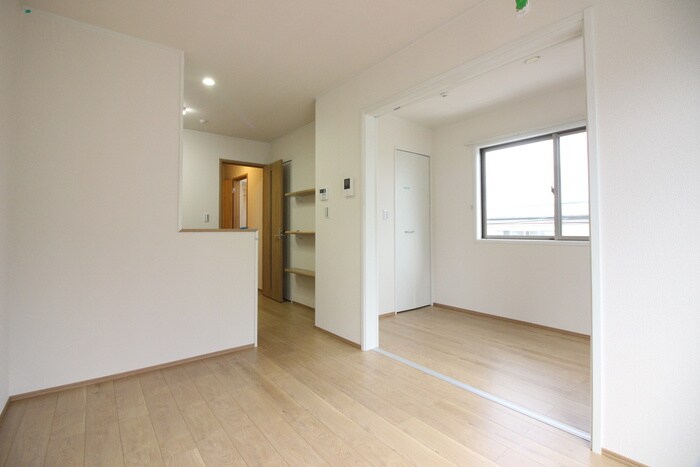 物件内観写真7　(居室)