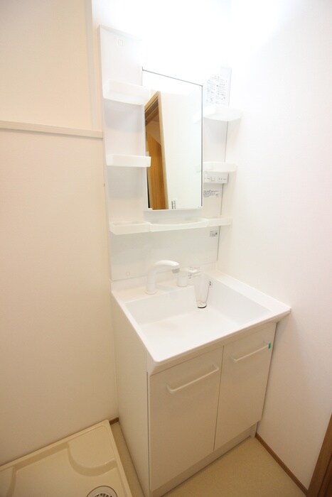 物件内観写真11　(洗面)