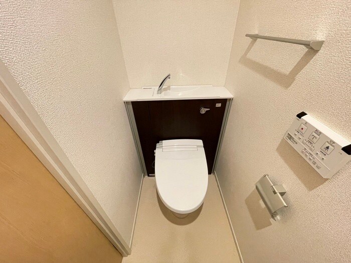 物件内観写真12　(トイレ)