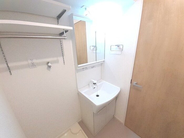 物件内観写真12　(洗面)