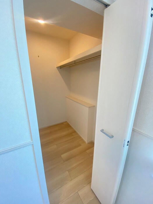 物件内観写真13　(収納)