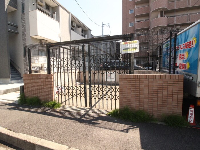 物件外観写真4　(建物設備)