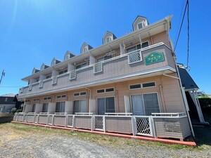 ティエラ岡田外観写真