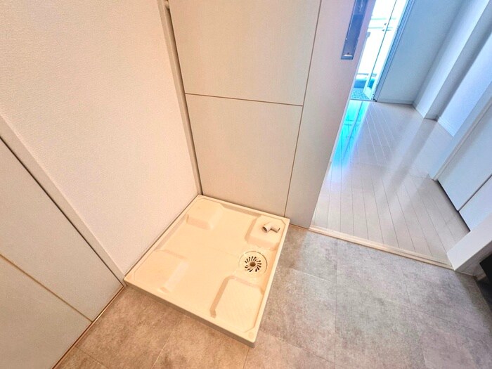 物件内観写真15　(洗濯機置場)