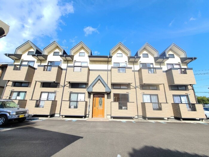 物件外観写真6　(外観写真)