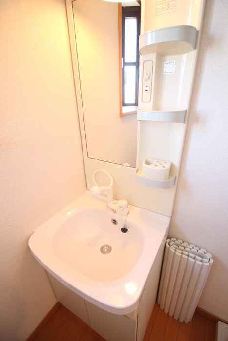 物件内観写真11　(洗面)