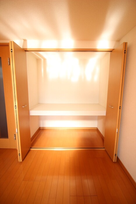 物件内観写真14　(収納)