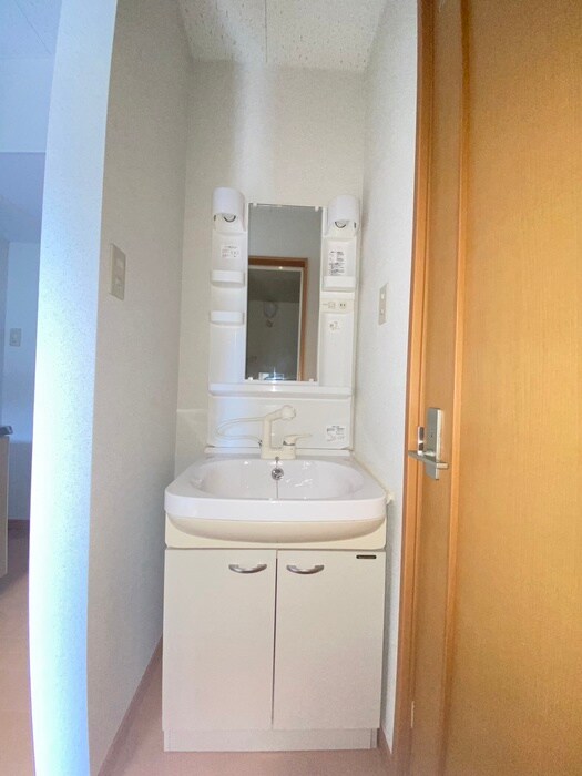 物件内観写真20　(洗面)