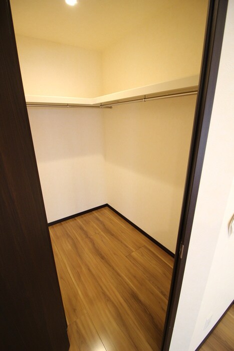 物件内観写真9　(収納)