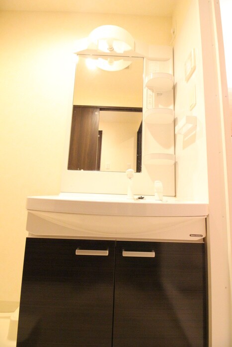 物件内観写真13　(洗面)