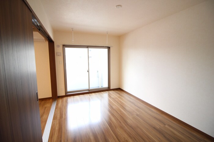 物件内観写真17　(居室)