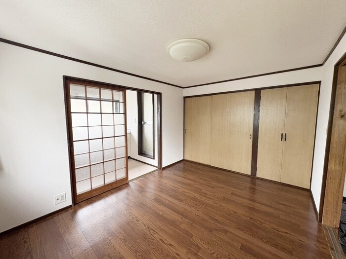 物件内観写真8　(居室)