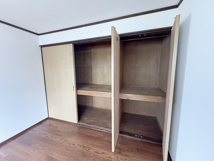 物件内観写真10　(収納)