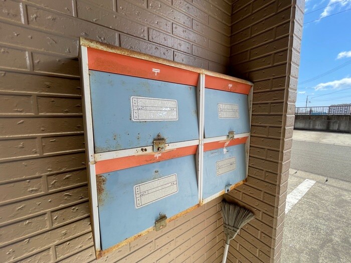 物件外観写真4　(建物設備)