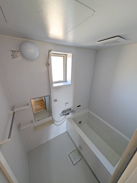 物件内観写真10　(バス／シャワールーム等)