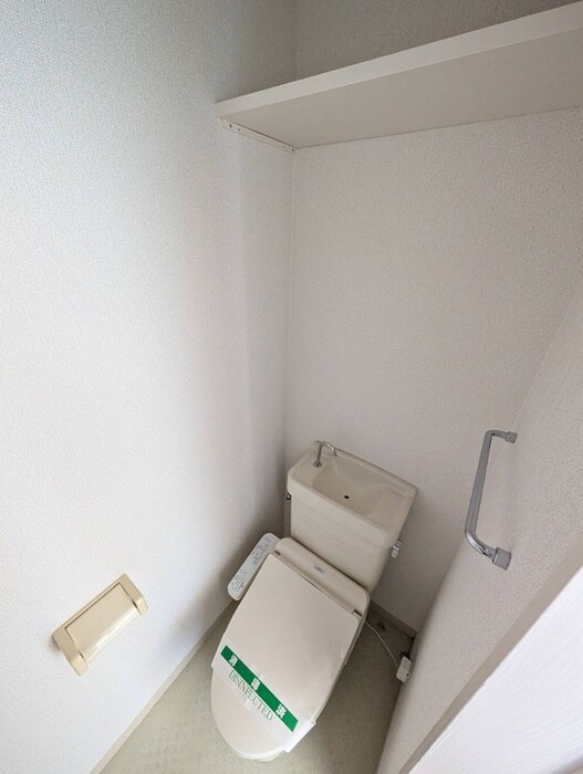 物件内観写真12　(トイレ)