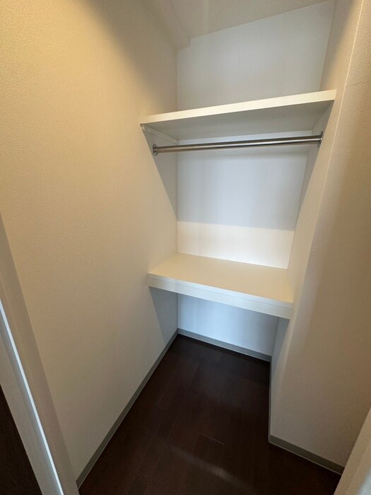 物件内観写真9　(収納)