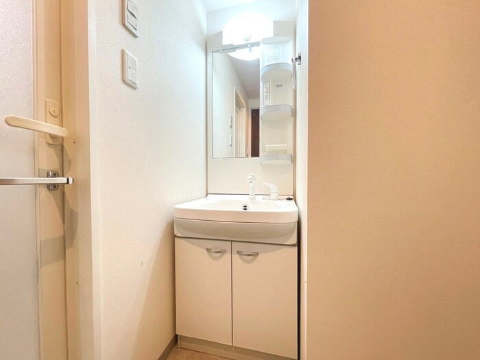 物件内観写真14　(洗面)