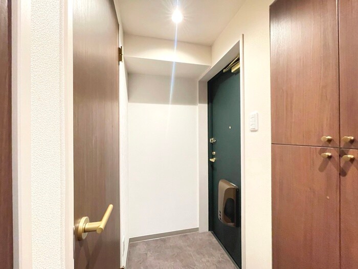 物件内観写真20　(玄関)