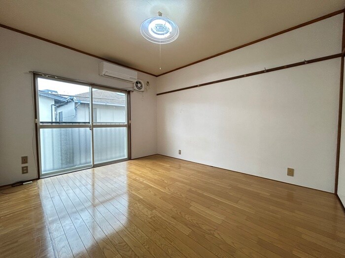 物件内観写真18　(居室)