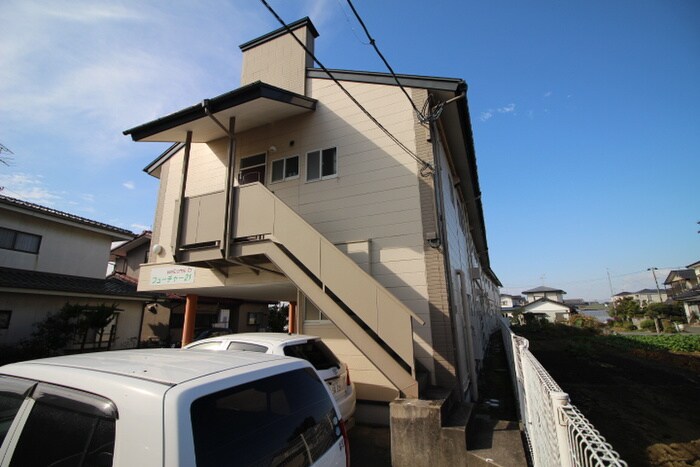 物件外観写真4　(エントランス部分)