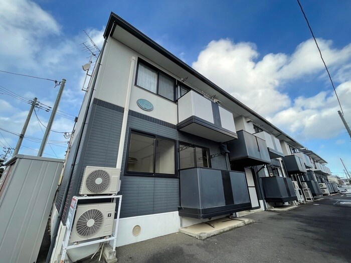 物件外観写真1　(外観写真)