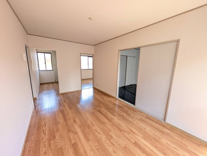 物件内観写真7　(居室)