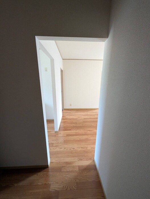 物件内観写真20　(廊下)