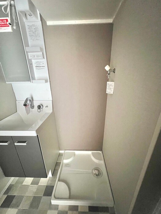 物件内観写真11　(洗濯機置場)