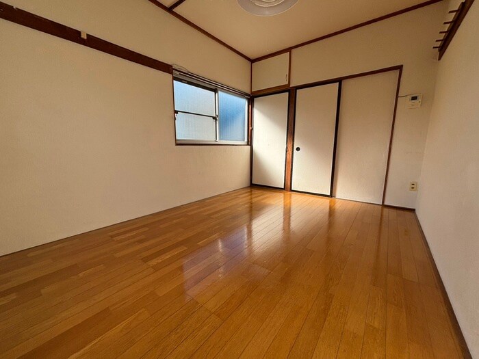 物件内観写真8　(居室)