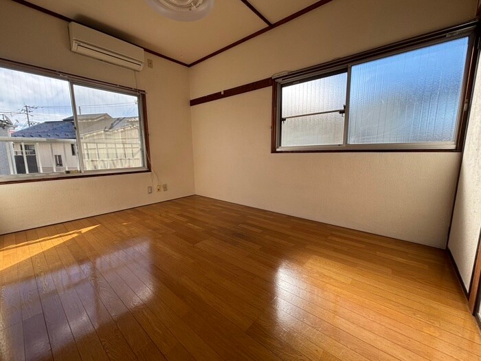 物件内観写真9　(居室)