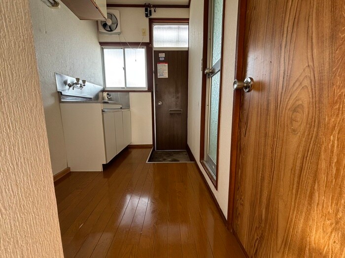 物件内観写真19　(廊下)