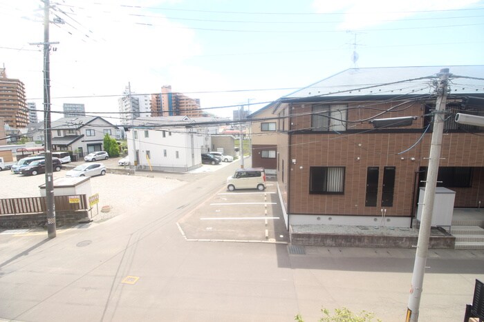 物件内観写真20　(室内からの展望)