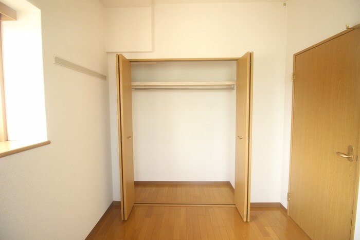 物件内観写真22　(収納)