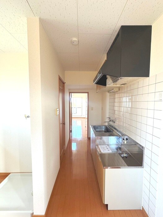 物件内観写真19　(廊下)