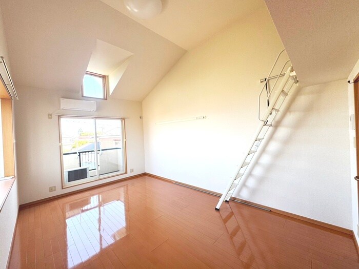 物件内観写真21　(居室)