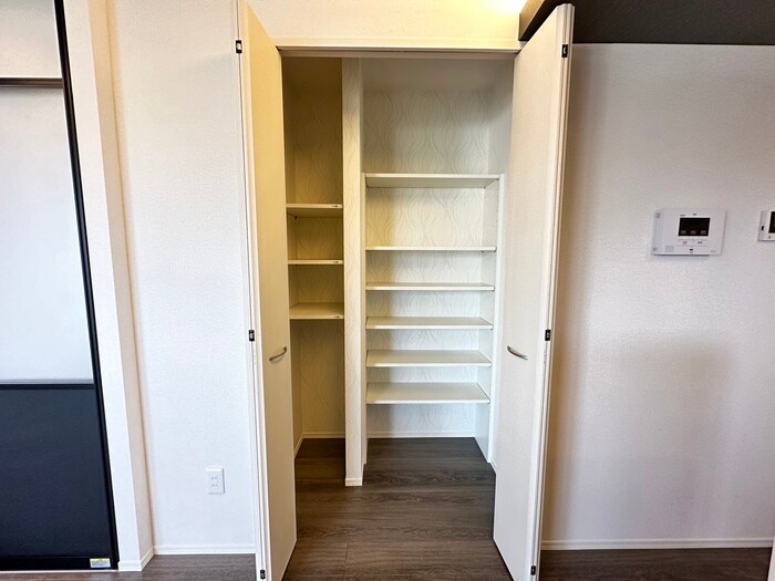 物件内観写真9　(収納)